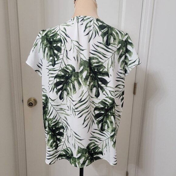 Hilary Radley Size L White with Green Palm Leaf Pattern V Neck Blouse - Picture 4 of 12